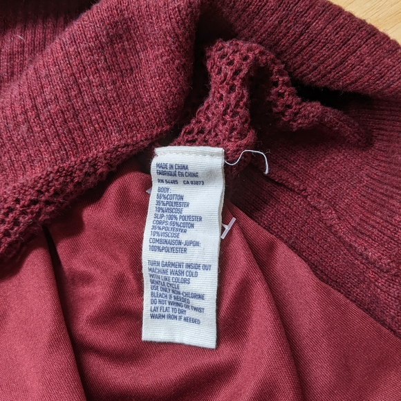 American eagle red crochet dress with lining size L - Picture 7 of 7